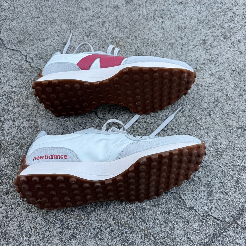 New Balance White & Red Retro-Style Runner Sneakers - Picture 3 of 5